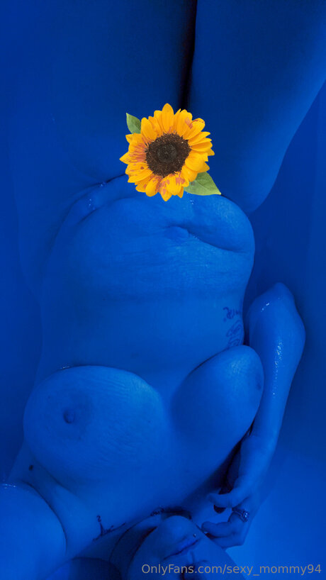 Sexy Mommy94 xxx model images