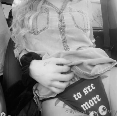 Mo69693 porn model pic