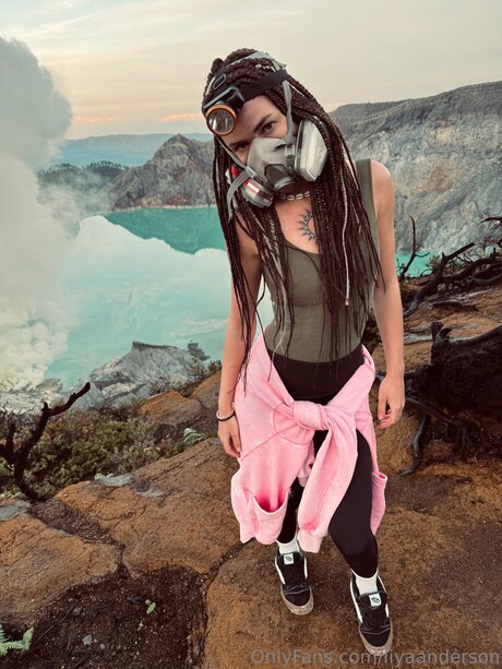 Liyaanderson adult actress gallery