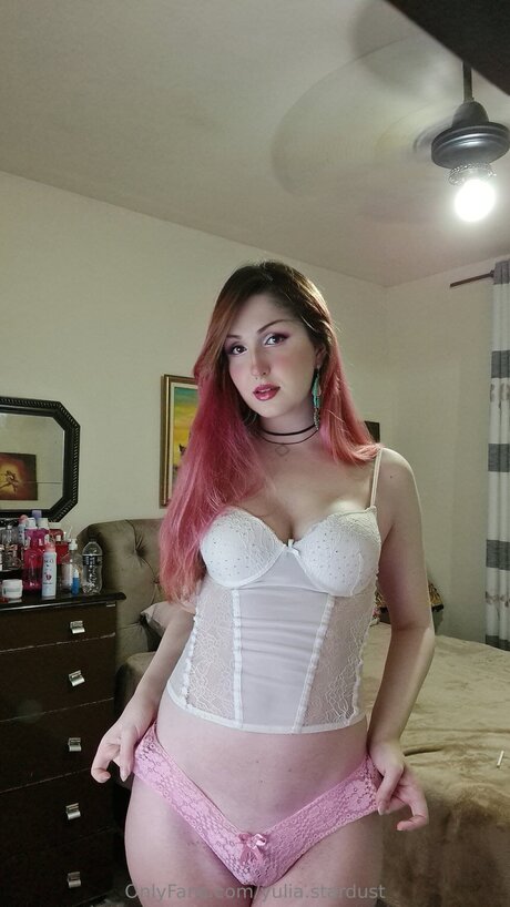 Yulia Stardust star top archive