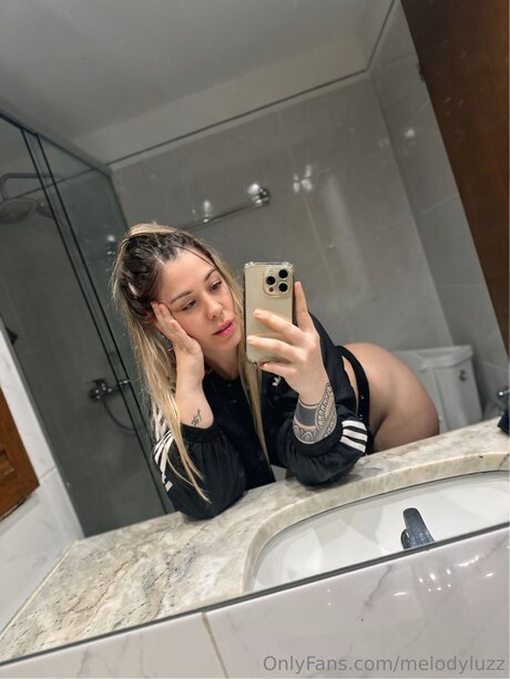 Melodyluzz pornstar hot archive