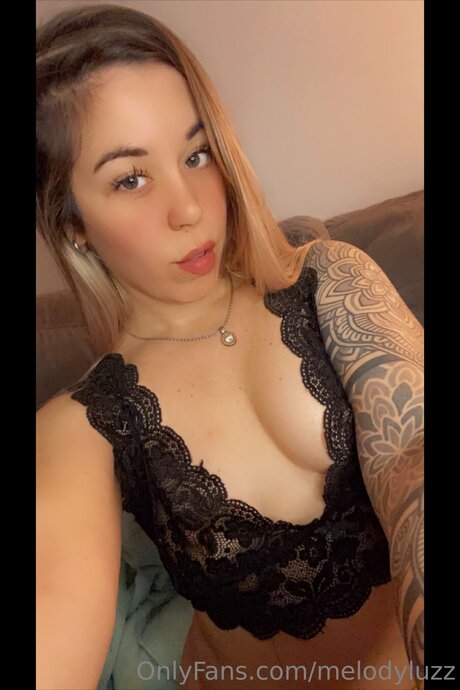 Melodyluzz naked actress pictures