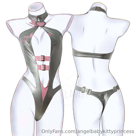 Angelhaloheart nude actress photo