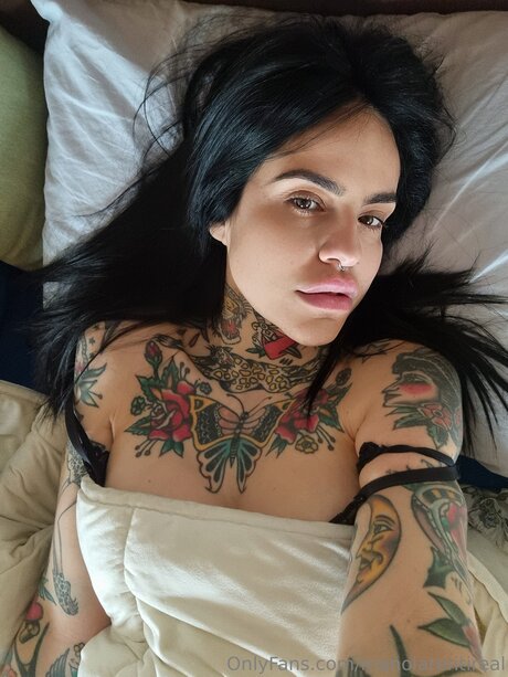 Manolatentireal perfect actress image