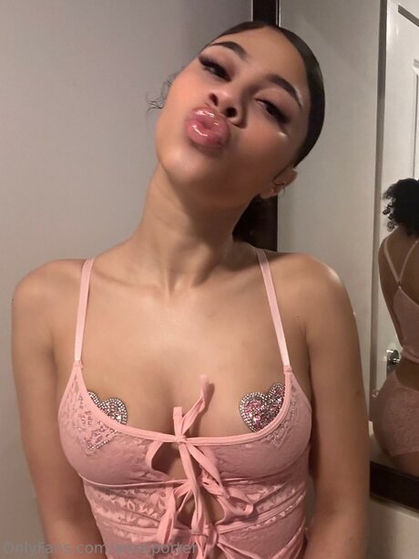 Amaiporter sex actress pic