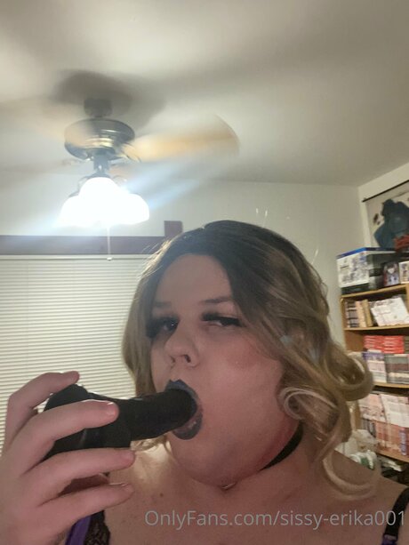 Sissy Erika001 naked pornstar images