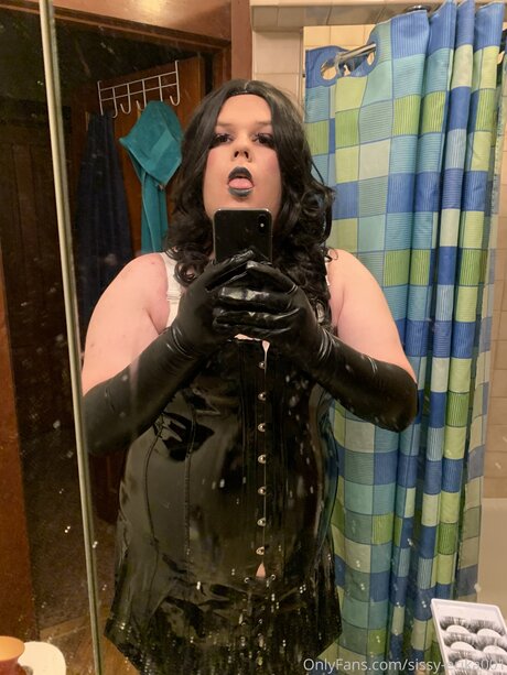 Sissy Erika001 star sexy picture