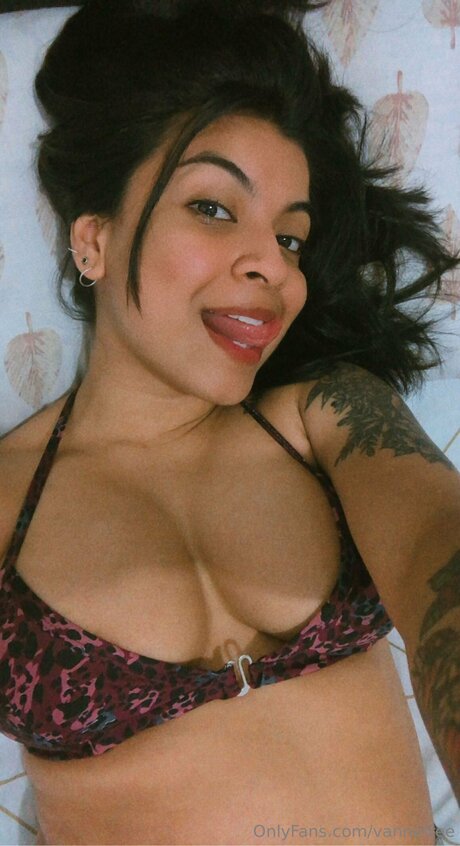 Vannef33t pornstar exclusive photos