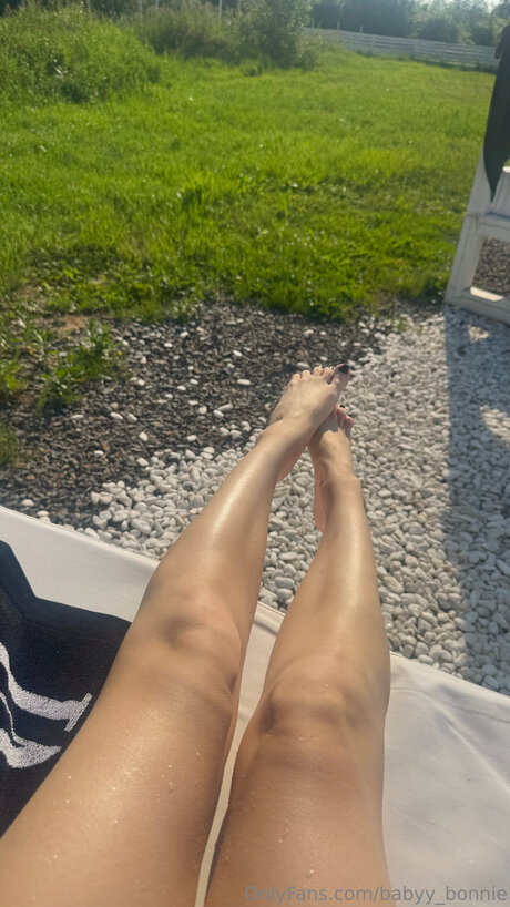 Babyy Bonnie model xxx pics