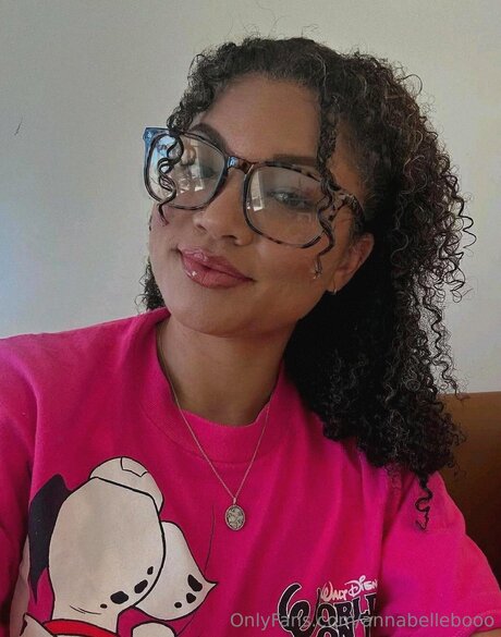 Annabellebooo star nude photo