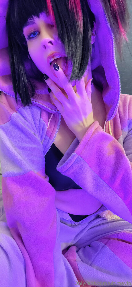 hotwife onlyfans exclusive photo