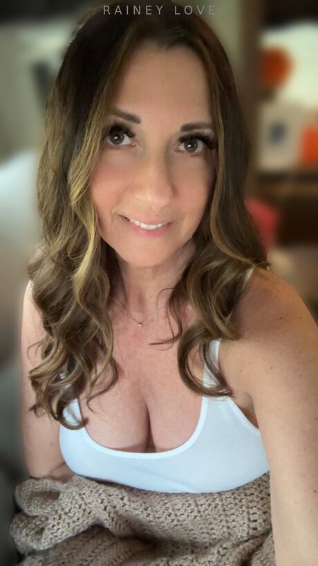 Raineylovesyou star erotic pics
