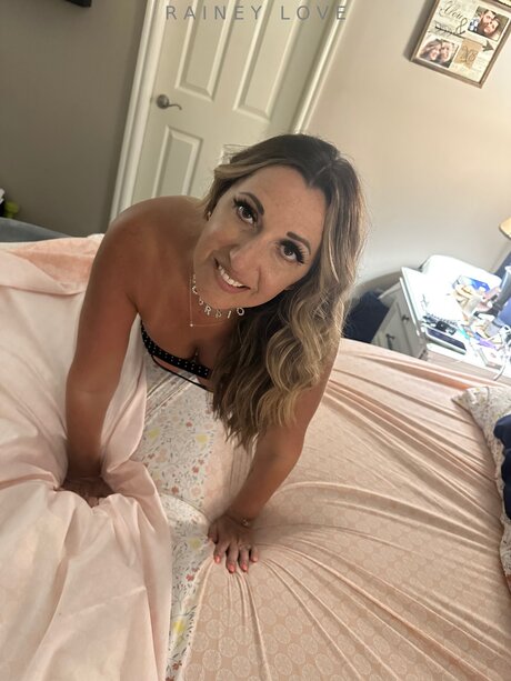 Raineylovesyou perfect model pics