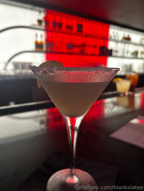 Blankslatee sexy model gallery