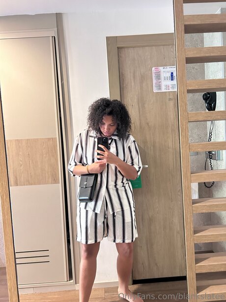 Blankslatee sexy model galleries