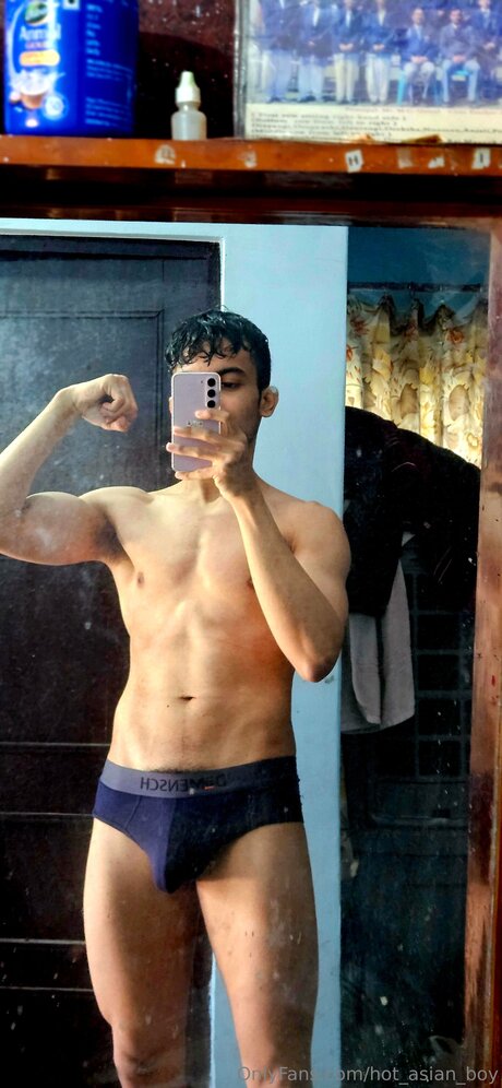 Hot Asian Boy hot actress photo