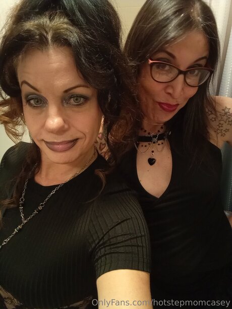 milf pantyhose onlyfans pornographic pic