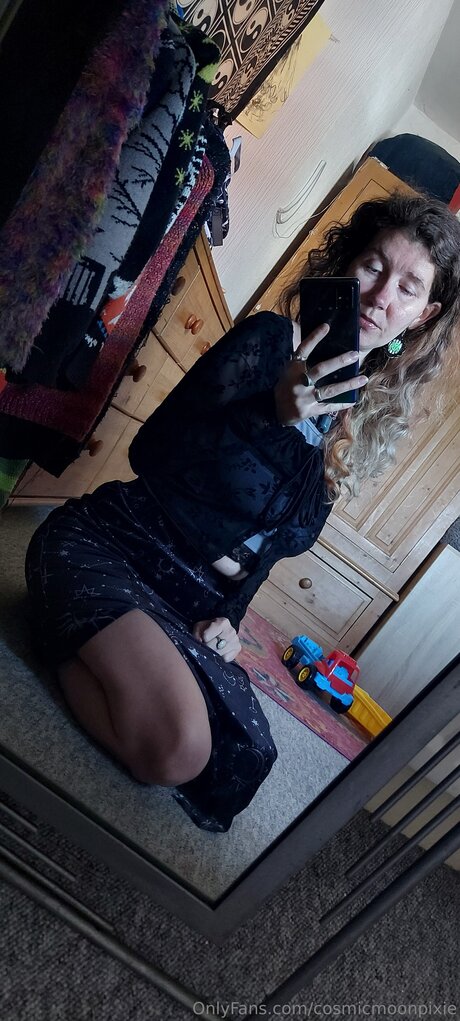 Cosmicmoonpixie star naked images