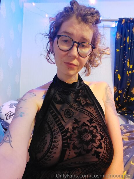 Cosmicmoonpixie hd model picture