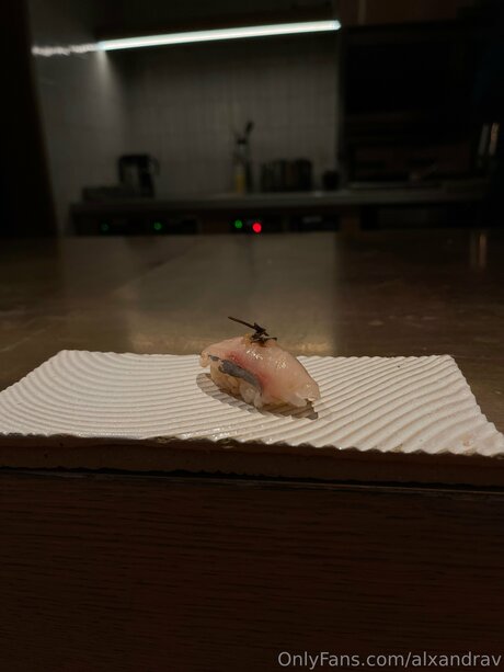 Alxandrav naked pornstar img