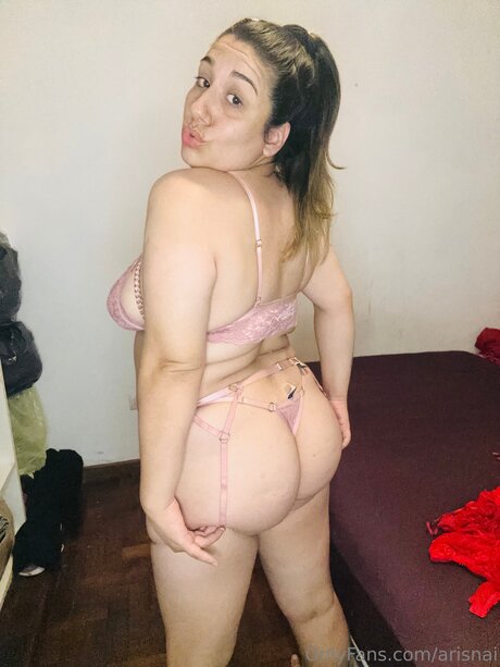 Arisnai perfect pornstar img