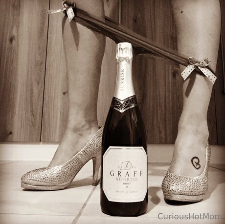 U27739437 model pretty archive