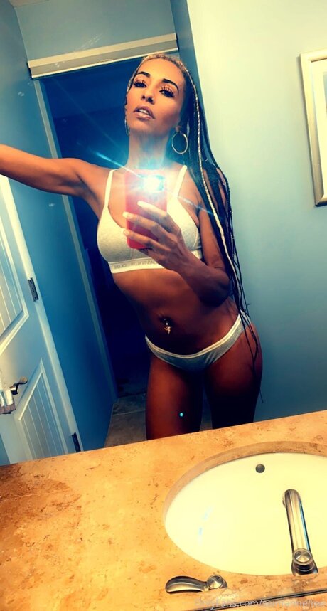 squirt teen onlyfans sexy naked pic