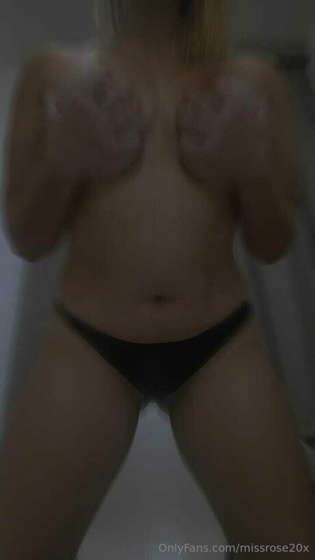 Missrose20x model hd photos