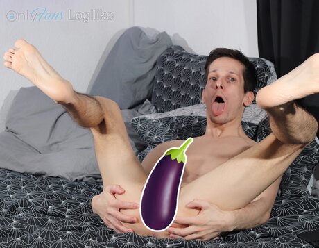 Logilikefree star nude photo