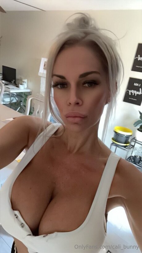 Cali Bunny pornstar free img