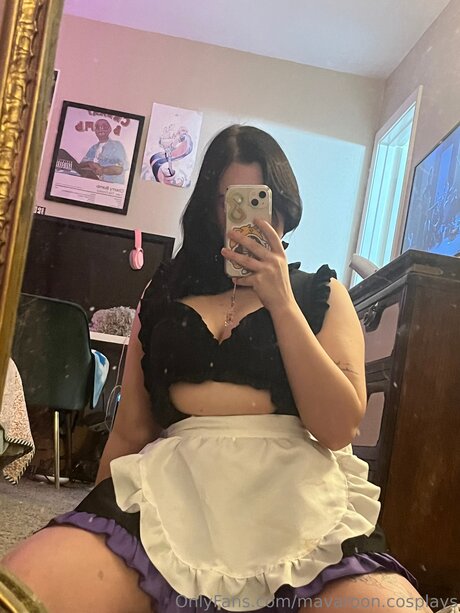 Mavarooniee pornstar sex pic