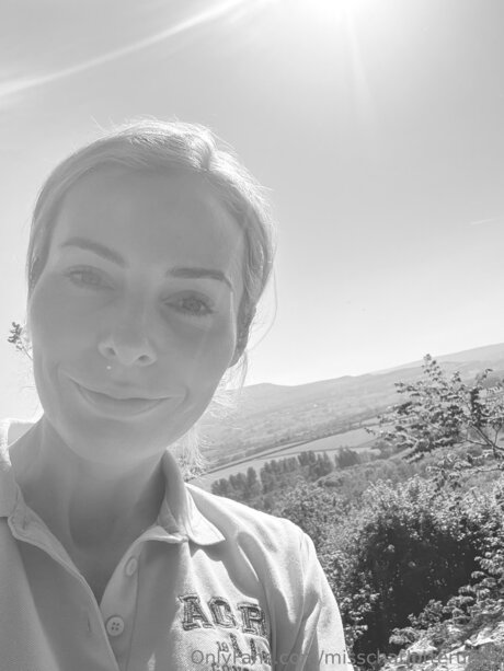 Misscharlotteruddy naked pornstar img