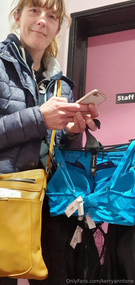 Kerryanntone model perfect photos