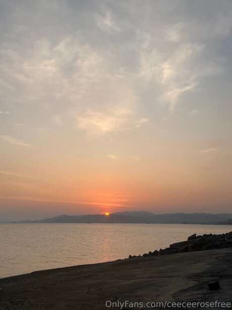 squirt teen onlyfans adult picture