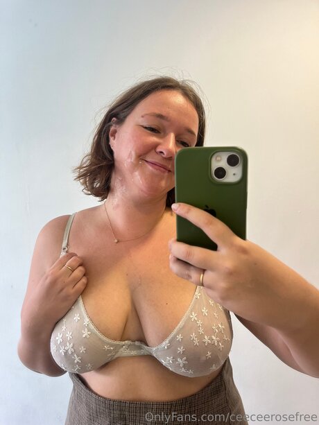 Ceeceerosefree star sexy pics