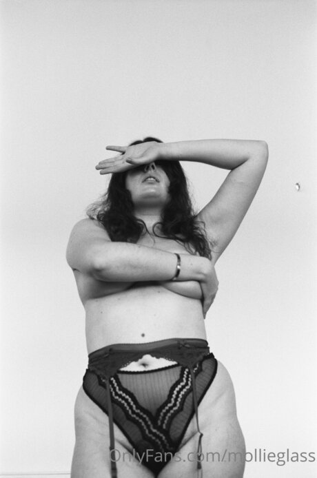 Mollieglass free star pic