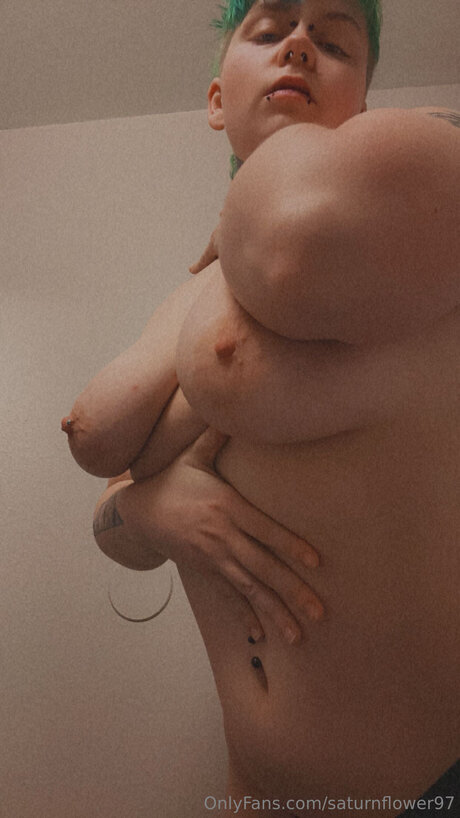 Saturnflower97 star top images