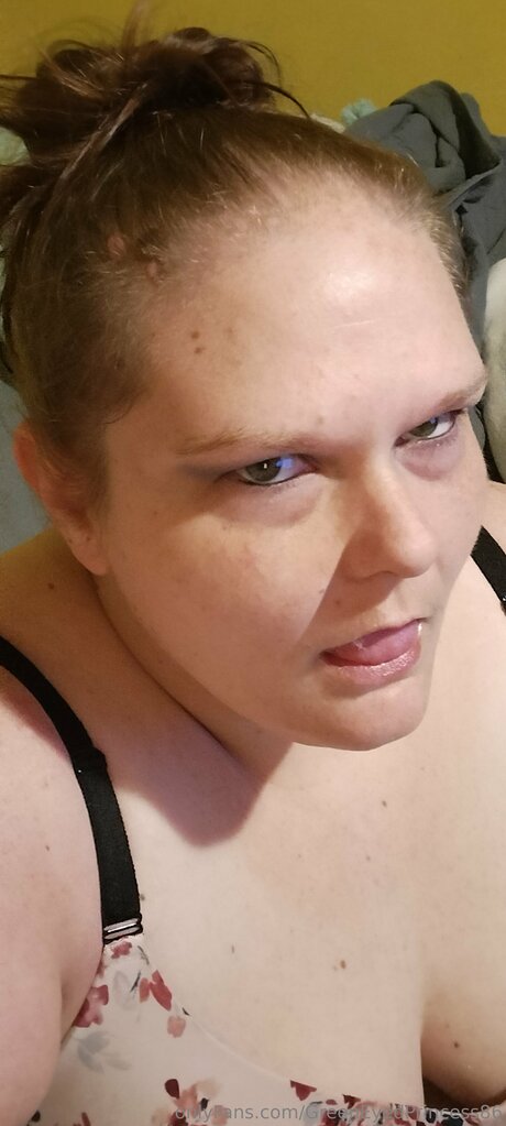 Greeneyedprincess86 nude pornstar picture