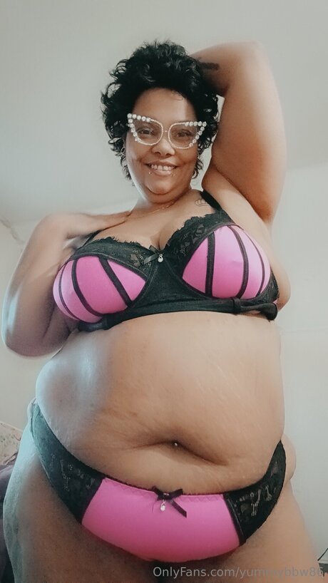 Yummybbw86 model perfect photo
