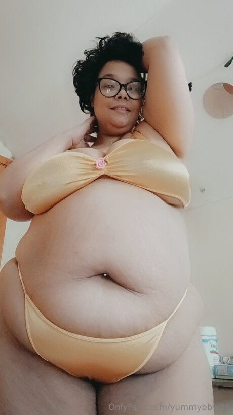 Yummybbw86 model high quality photos