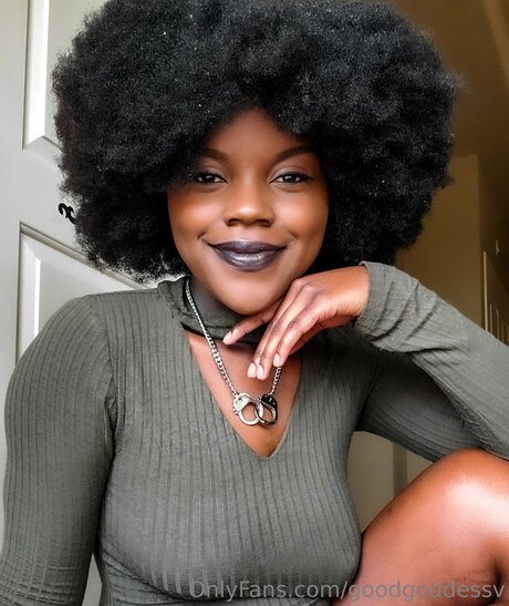 Rightwhereuwantme model xxx gallery