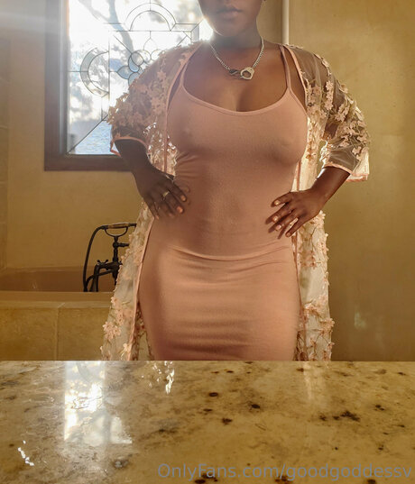 Rightwhereuwantme pretty actress pictures