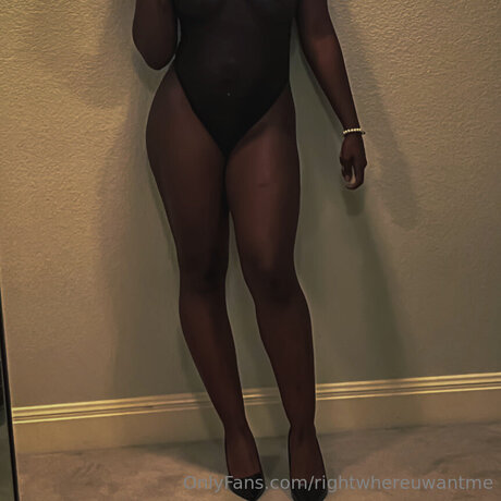 Rightwhereuwantme nudes actress picture