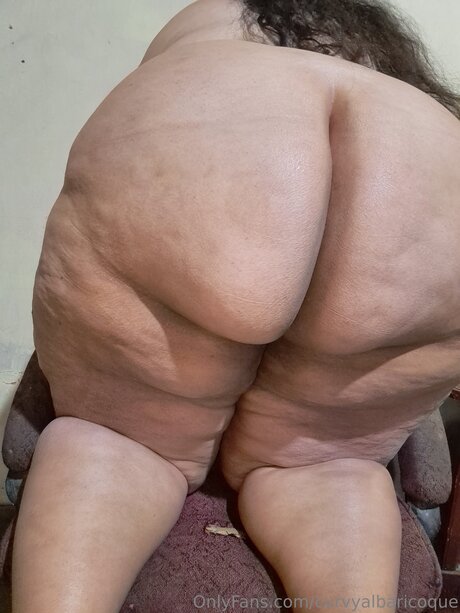 Curvyalbaricoque star pretty archive