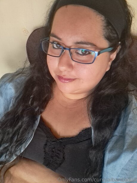 Curvyalbaricoque star sexy archive