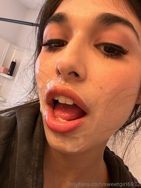 Sweetgirl6932 adult model img