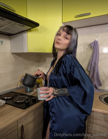 Lusy Sumire sex model gallery