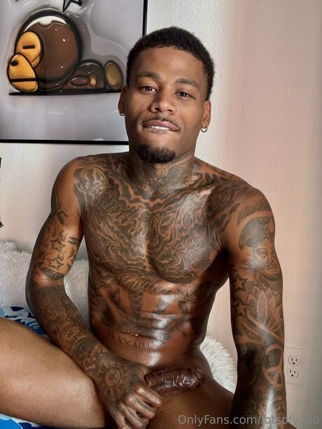 Lotsofyayo nice model photo