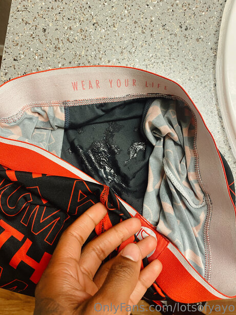 Lotsofyayo best model picture