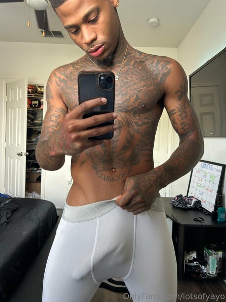 Lotsofyayo pornstar beautiful archive